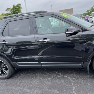 FORD EXPLORER SPORT - 9
