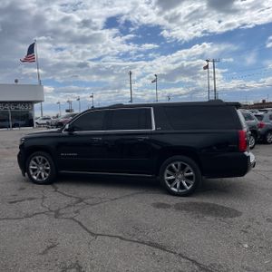 CHEVROLET SUBURBAN LTZ - 3