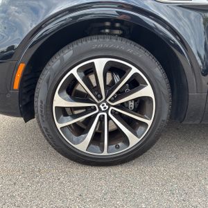 صورة مصغرة 17 لـ 2024 Bentley BENTAYGA EWB