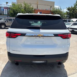 صورة 7 لـ 2022 Chevrolet TRAVERSE LS
