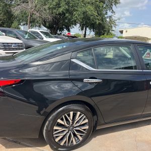 صورة 7 لـ 2025 Nissan ALTIMA SV