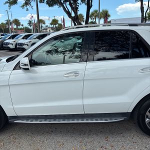 2016 Mercedes-BENZ GLE — фото 4