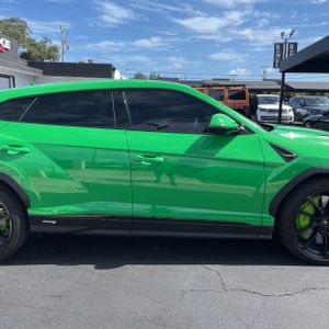 2024 Lamborghini URUS S — миниатюра 11