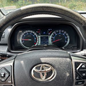 2014 Toyota 4RUNNER SR5 PREMIUM — фото 41
