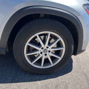 2025 Mercedes-BENZ GLE — миниатюра 20