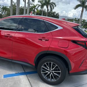 صورة 6 لـ 2024 Lexus NX 250 BASE