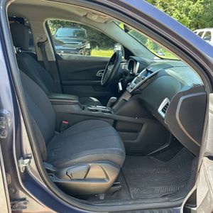 2013 Chevrolet EQUINOX LS — миниатюра 32