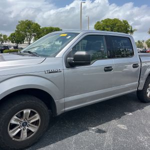 FORD F-150 XLT - 2