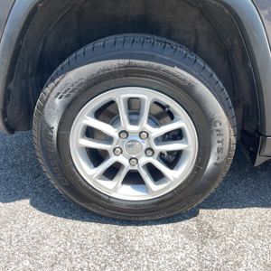 2019 JEEP GRAND CHEROKEE LAREDO E 缩略图 19
