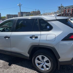 TOYOTA RAV4 - 6