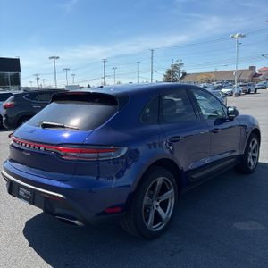 PORSCHE MACAN - 8