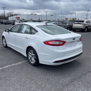 FORD FUSION SE - 5