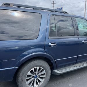 FORD EXPEDITION XLT - 9