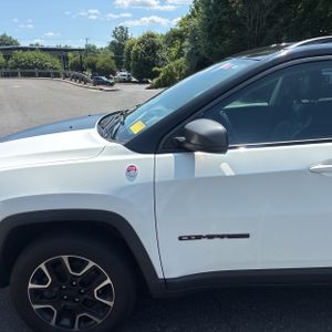 صورة 2 لـ 2021 JEEP COMPASS TRAILHAWK