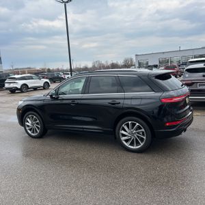 LINCOLN CORSAIR GRAND TOURING - 3