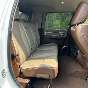 2022 RAM 3500 LARAMIE 照片 35