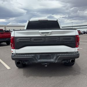 Ford F-150 Raptor - 7