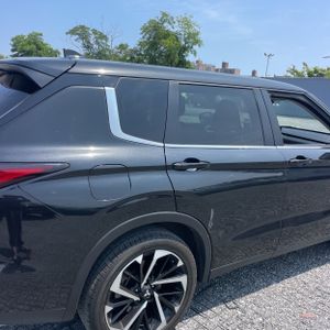 2022 Mitsubishi OUTLANDER SE — фото 9