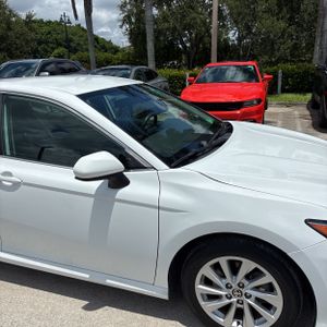 2024 Toyota CAMRY LE 缩略图 13