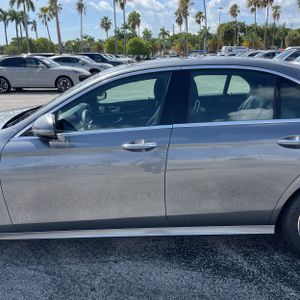2018 Mercedes-BENZ E-CLASS 照片 4