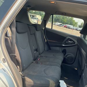 2011 Toyota RAV4 SPORT thumbnail 35