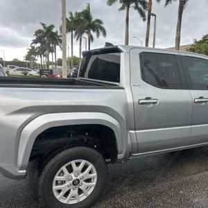 2025 Toyota TACOMA SR5 照片 9