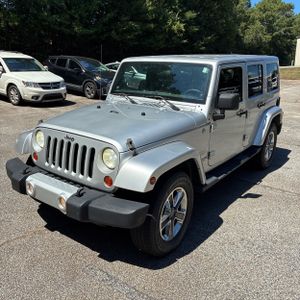 2011 JEEP WRANGLER UNLIMITED SAHARA 照片 1
