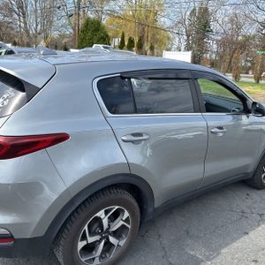 KIA SPORTAGE LX - 9