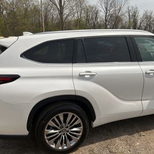 TOYOTA HIGHLANDER - 9