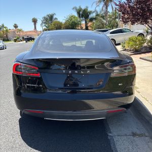 TESLA MODEL S BASE - 7