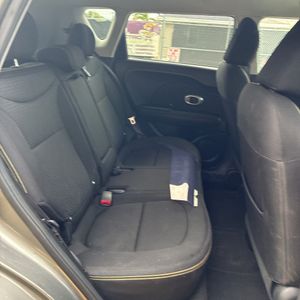 2015 KIA SOUL + 缩略图 34