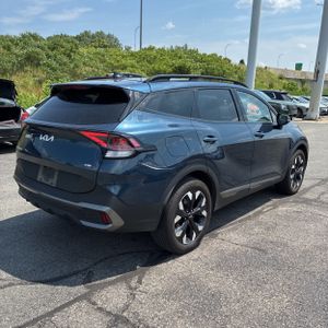 2024 KIA SPORTAGE PLUG-IN HYBRID X-LINE photo 8