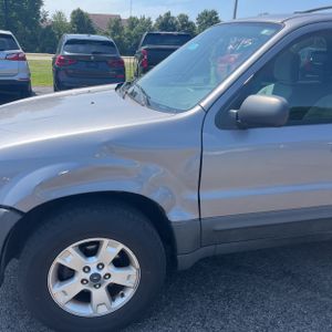 2007 FORD ESCAPE XLT 照片 2