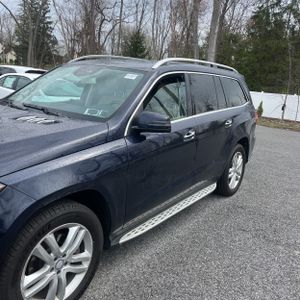 MERCEDES-BENZ GLS - 2