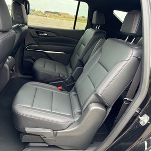 2025 Chevrolet TRAVERSE Z71 照片 34