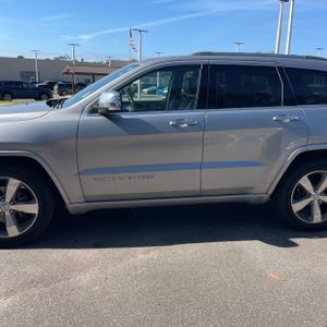 JEEP GRAND CHEROKEE OVERLAND - 4