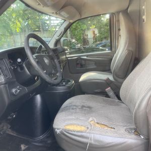 2015 Chevrolet EXPRESS 2500 — миниатюра 32