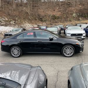 MERCEDES-BENZ CLA - 10