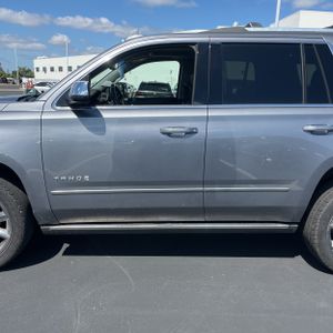 CHEVROLET TAHOE PREMIER - 4