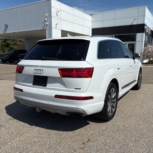 AUDI Q7 45 SE PREMIUM - 8