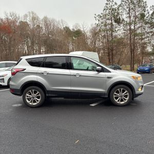 FORD ESCAPE SE - 10