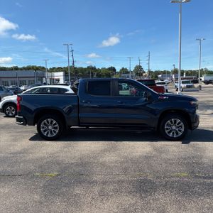 صورة 10 لـ 2020 Chevrolet SILVERADO 1500 RST