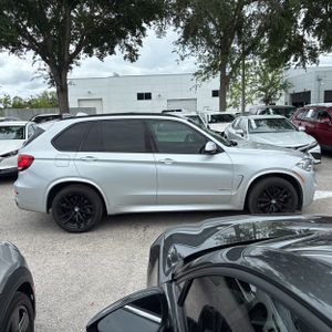 BMW X5 XDRIVE50I - 10