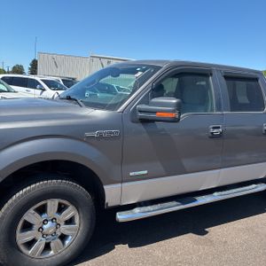 FORD F-150 XLT - 2