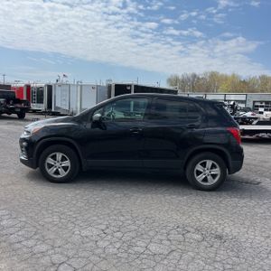 CHEVROLET TRAX LS - 3