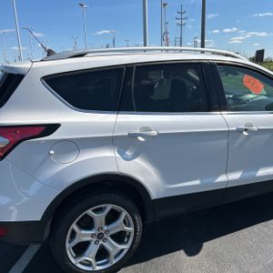 FORD ESCAPE TITANIUM - 9