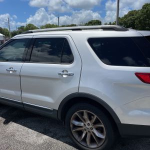 FORD EXPLORER LIMITED - 6
