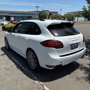PORSCHE CAYENNE GTS - 4