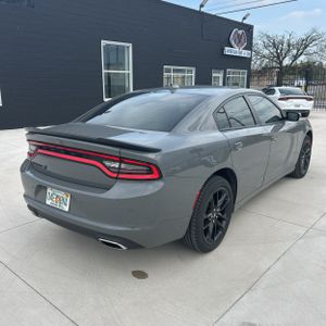 DODGE CHARGER SXT - 8