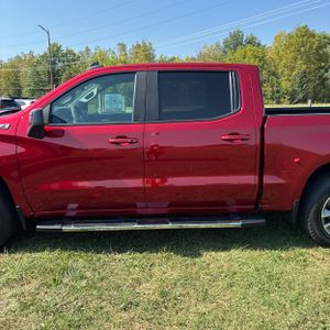 2021 Chevrolet SILVERADO 1500 RST photo 4
